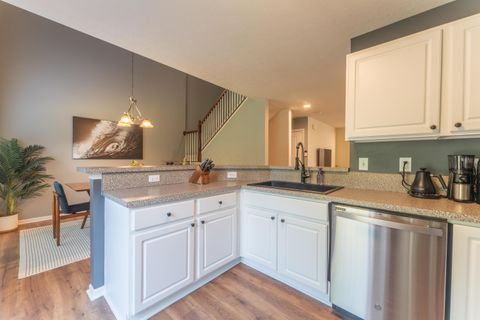 Tiny photo for 6482 Ash Rock Circle, Westerville, OH 43081 (MLS # 225039076)