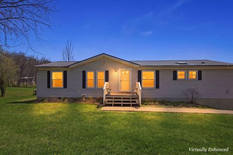 Photo of 16260 Sycamore Road, Mount Vernon, OH 43050 (MLS # 226011428)