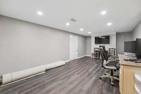Tiny photo for 3455 Scottwood Road, Columbus, OH 43227 (MLS # 226033900)