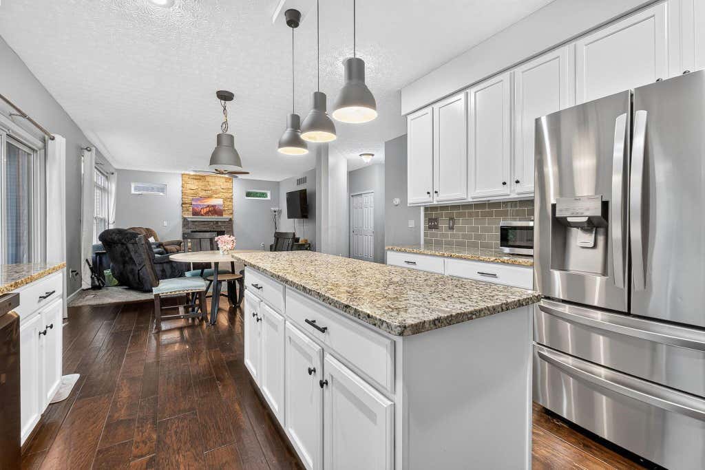 Photo of 4773 Overcreek Place, Powell, OH 43065 (MLS # 226030718)