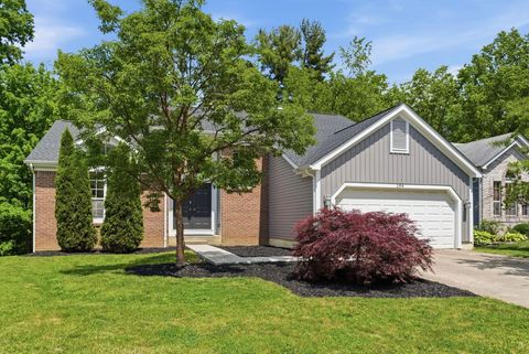 Photo of 194 Highmeadow Drive, Columbus, OH 43230 (MLS # 226017944)