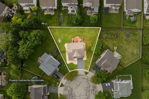 Tiny photo for 399 Moss Court, Marysville, OH 43040 (MLS # 226021831)