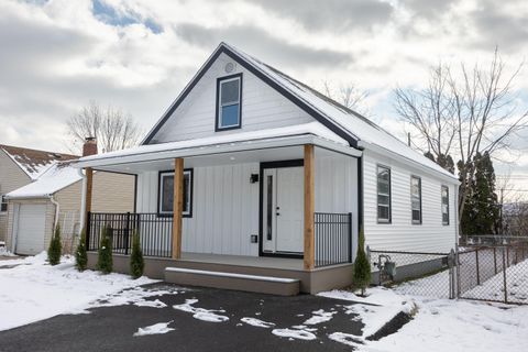 Tiny photo for 1019 Lawrence Drive, Columbus, OH 43207 (MLS # 225045143)