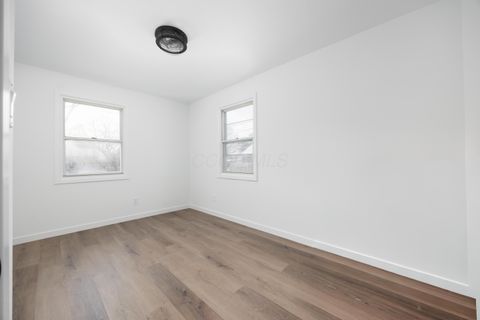 Tiny photo for 1019 Lawrence Drive, Columbus, OH 43207 (MLS # 225045143)