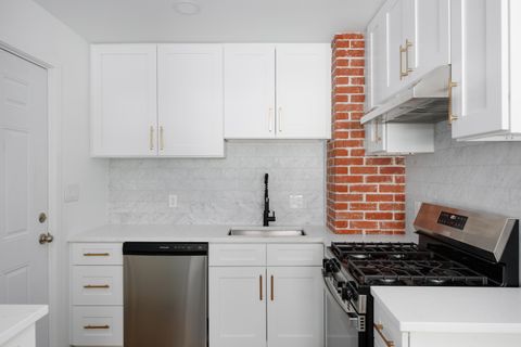 Tiny photo for 1019 Lawrence Drive, Columbus, OH 43207 (MLS # 225045143)