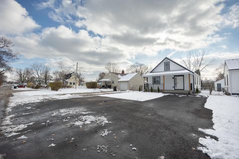 Tiny photo for 1019 Lawrence Drive, Columbus, OH 43207 (MLS # 225045143)