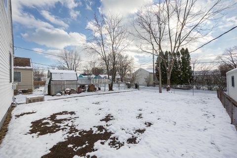 Tiny photo for 1019 Lawrence Drive, Columbus, OH 43207 (MLS # 225045143)
