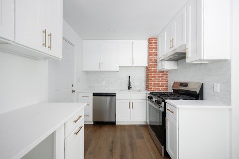 Tiny photo for 1019 Lawrence Drive, Columbus, OH 43207 (MLS # 225045143)