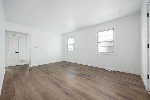 Tiny photo for 1019 Lawrence Drive, Columbus, OH 43207 (MLS # 225045143)