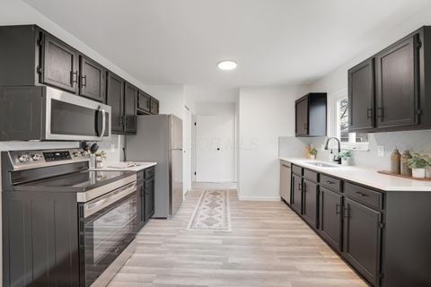 Tiny photo for 321 Sycamore Drive, Pickerington, OH 43147 (MLS # 225044468)