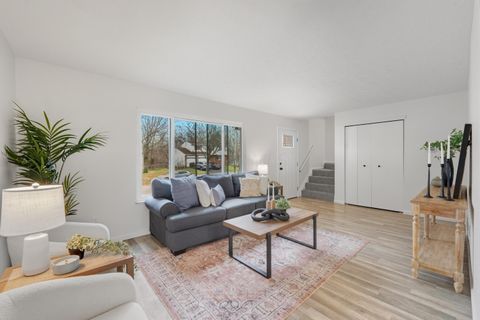 Tiny photo for 321 Sycamore Drive, Pickerington, OH 43147 (MLS # 225044468)