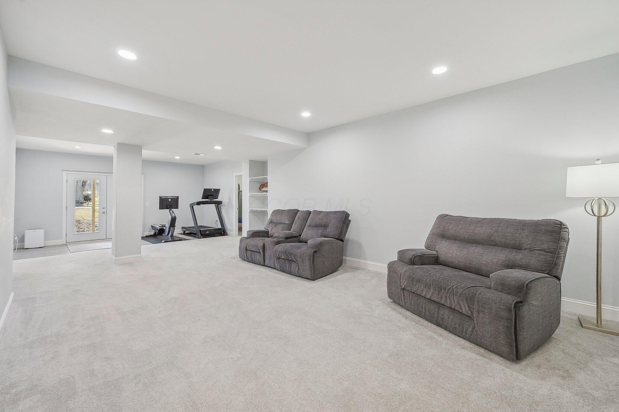 6856 Creekview Court, Huntsville, Ohio image 38