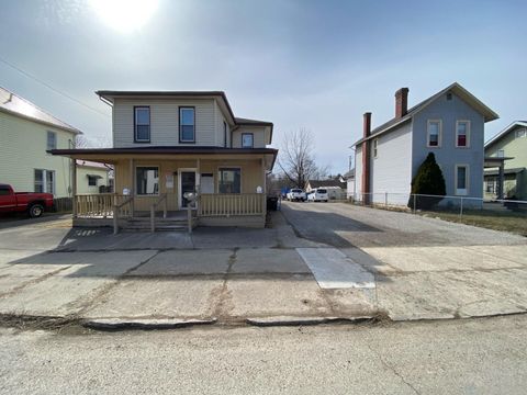 Photo of 513 E east main street Street, Newark, OH 43055 (MLS # 225038880)
