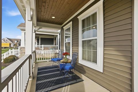 Tiny photo for 5483 Camlin Place E 30 #30, Westerville, OH 43081 (MLS # 225044631)