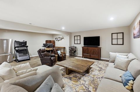 Tiny photo for 5483 Camlin Place E 30 #30, Westerville, OH 43081 (MLS # 225044631)