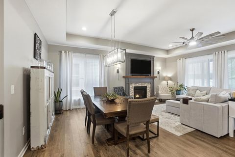 Tiny photo for 5483 Camlin Place E 30 #30, Westerville, OH 43081 (MLS # 225044631)