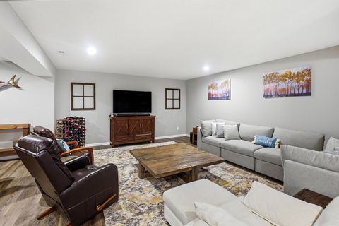 Tiny photo for 5483 Camlin Place E 30 #30, Westerville, OH 43081 (MLS # 225044631)