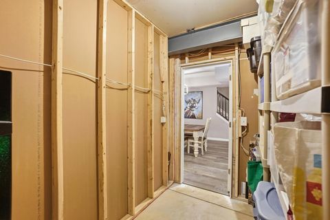 Tiny photo for 5483 Camlin Place E 30 #30, Westerville, OH 43081 (MLS # 225044631)