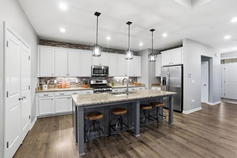 Tiny photo for 5483 Camlin Place E 30 #30, Westerville, OH 43081 (MLS # 225044631)