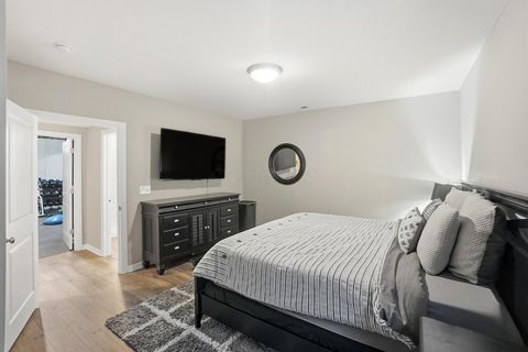 Tiny photo for 5483 Camlin Place E 30 #30, Westerville, OH 43081 (MLS # 225044631)