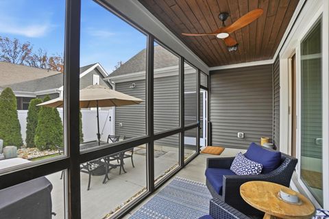 Tiny photo for 5483 Camlin Place E 30 #30, Westerville, OH 43081 (MLS # 225044631)