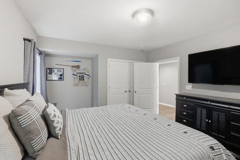 Tiny photo for 5483 Camlin Place E 30 #30, Westerville, OH 43081 (MLS # 225044631)