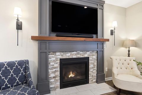 Tiny photo for 5483 Camlin Place E 30 #30, Westerville, OH 43081 (MLS # 225044631)