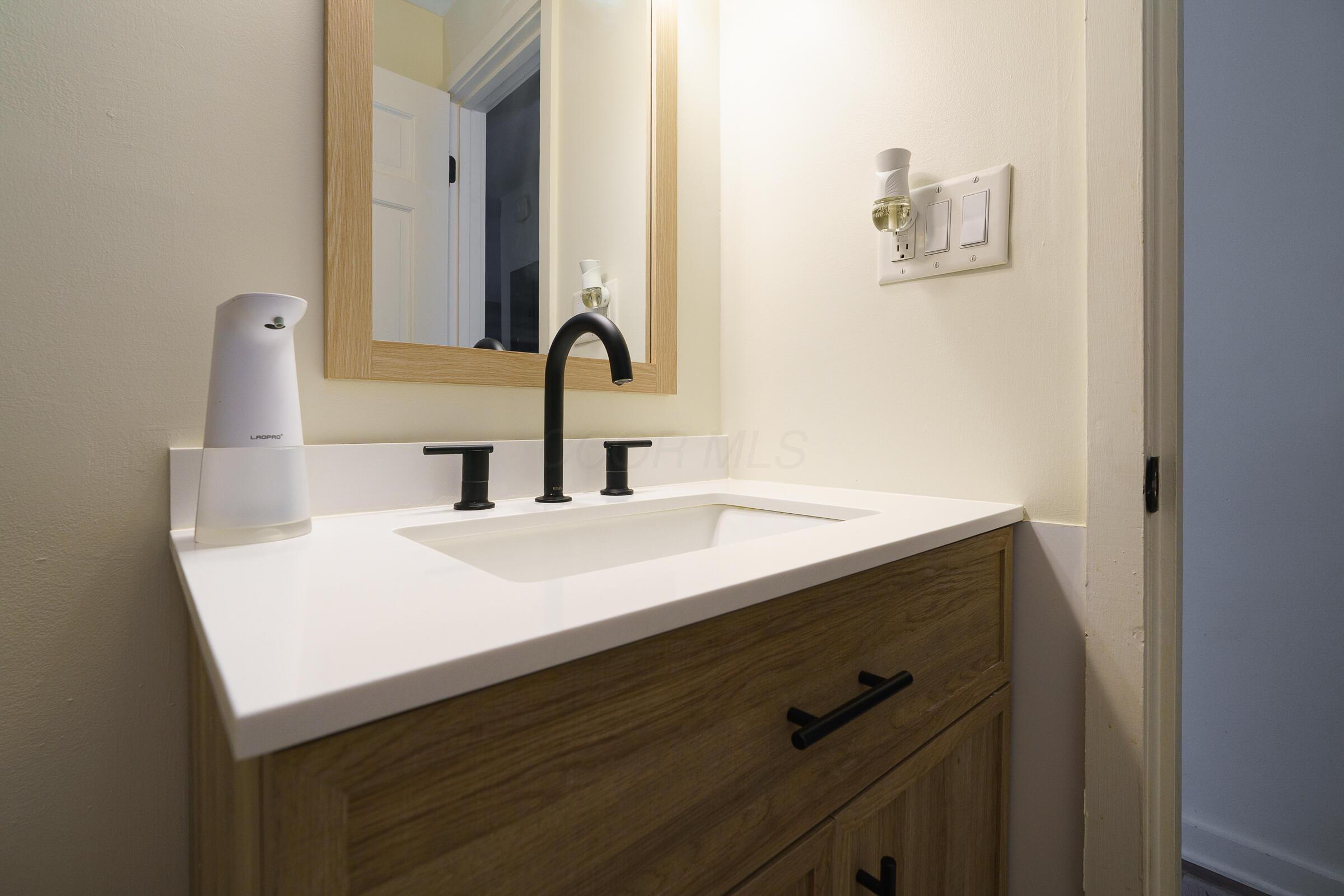 277 Lear Street #11, Columbus, Ohio image 8