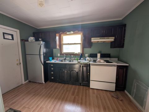 Tiny photo for 9 Madison Street, Glouster, OH 45732 (MLS # 226014017)