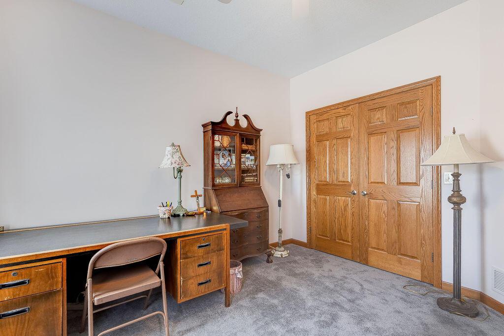 1028 Apple Valley Drive, Howard, Ohio image 39
