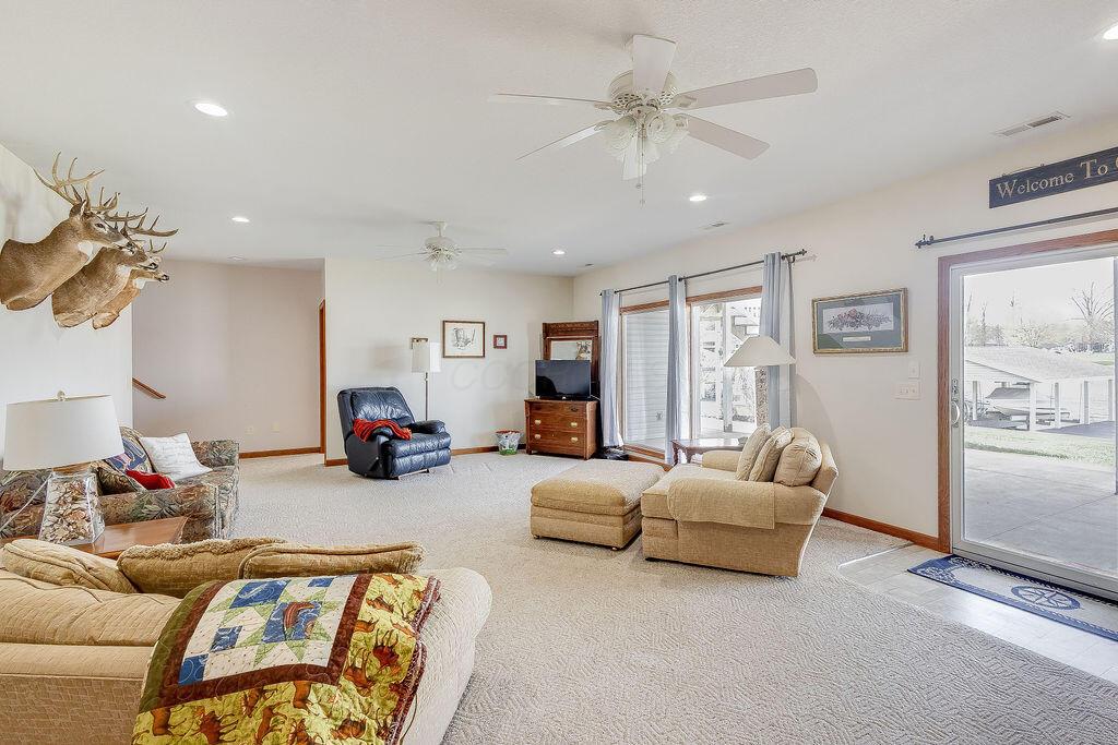 1028 Apple Valley Drive, Howard, Ohio image 41