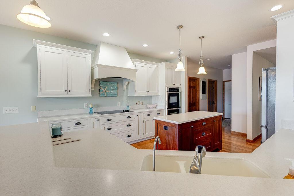 1028 Apple Valley Drive, Howard, Ohio image 14