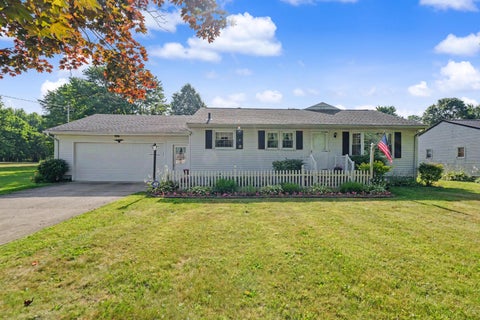 Photo of 967 S Market Street, Galion, OH 44833 (MLS # 226024510)