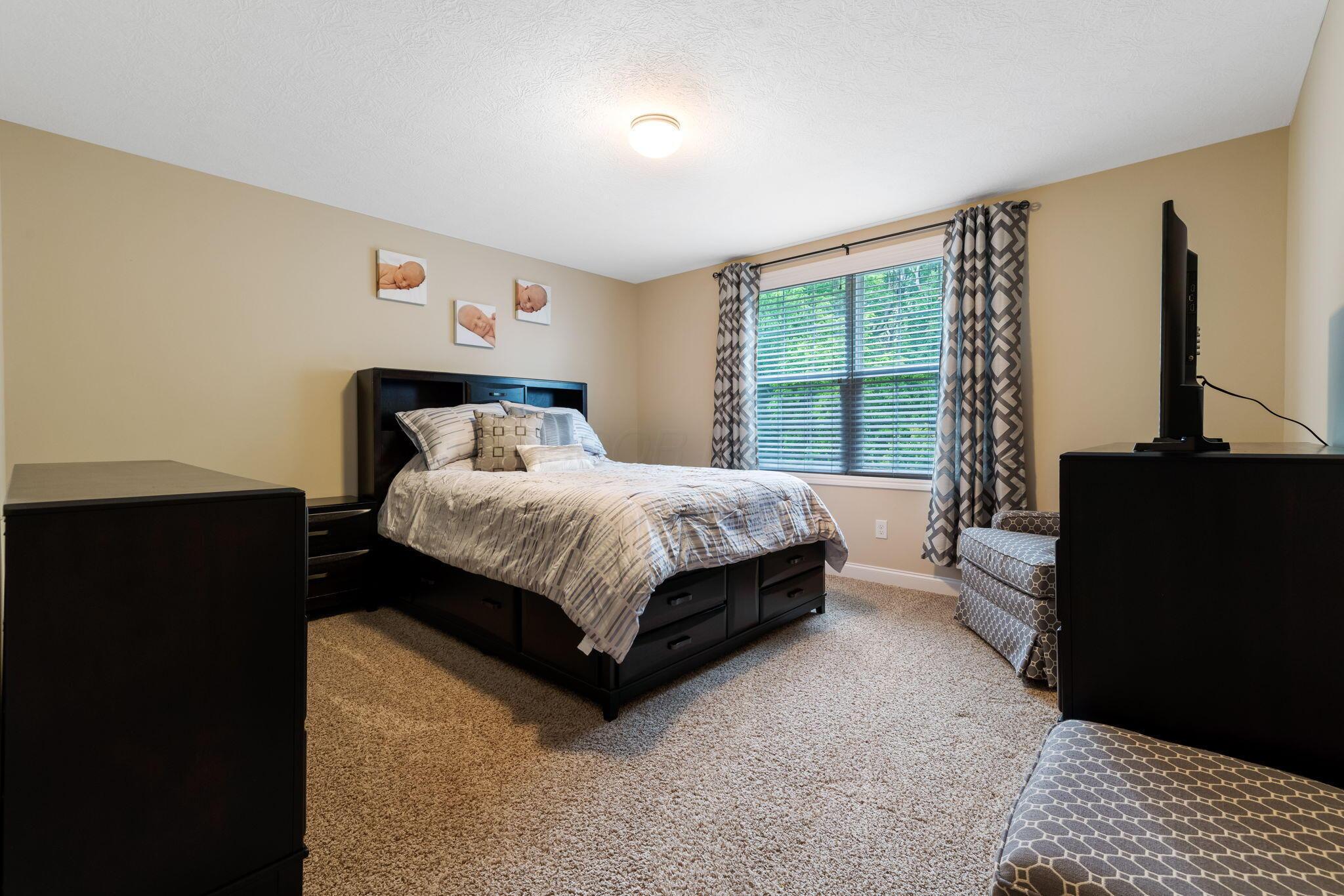 5933 Lakemont Drive, Westerville, Ohio image 33
