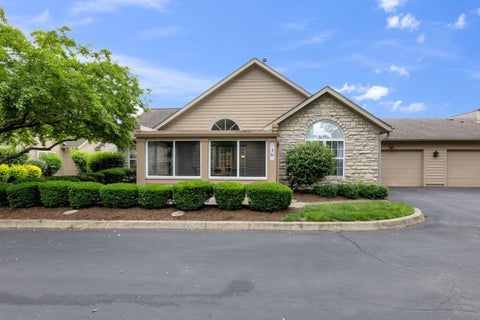 Photo of 36 Abbeycross Lane, Westerville, OH 43082 (MLS # 226019952)