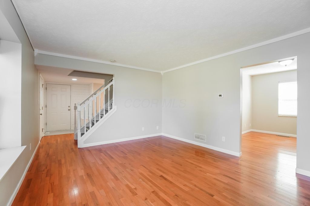 Photo of 5506 Shannon Heights Boulevard, Dublin, OH 43016 (MLS # 226005342)