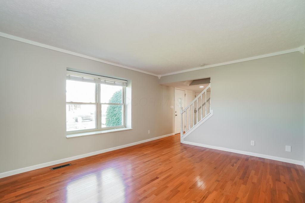 Photo of 5506 Shannon Heights Boulevard, Dublin, OH 43016 (MLS # 226005342)