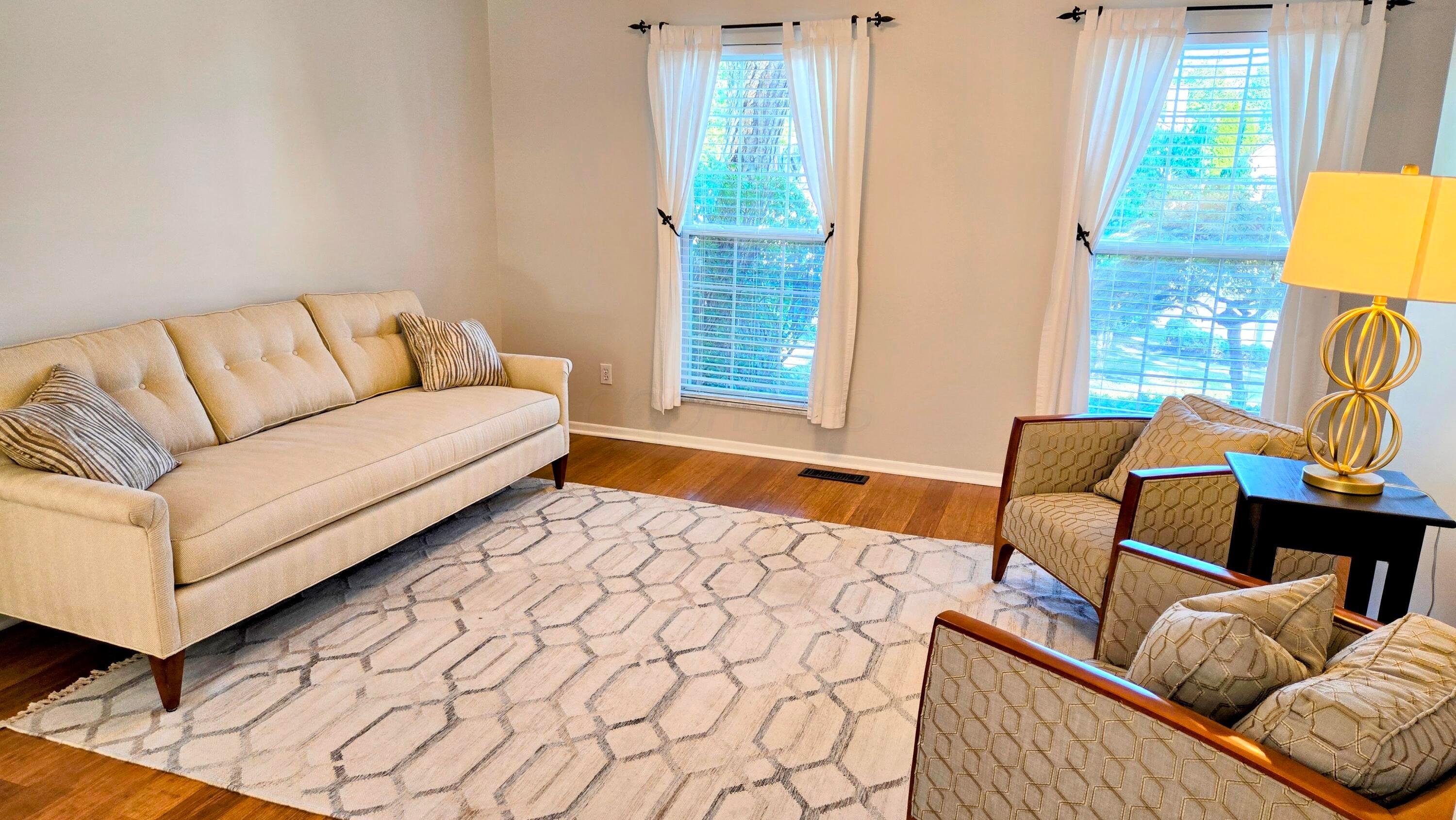 Dublin, Ohio 43017, United States, 3 Bedrooms Bedrooms, ,3 BathroomsBathrooms,Residential,Active,192760