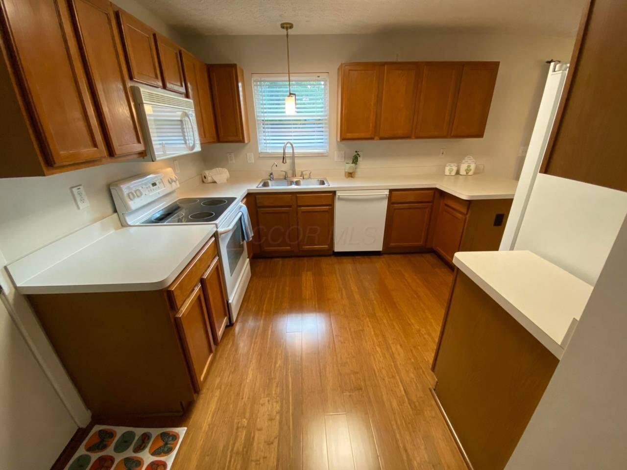 Dublin, Ohio 43017, United States, 3 Bedrooms Bedrooms, ,3 BathroomsBathrooms,Residential,Active,192760