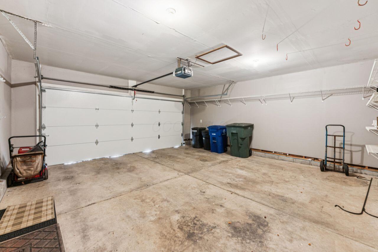 Dublin, Ohio 43017, United States, 3 Bedrooms Bedrooms, ,3 BathroomsBathrooms,Residential,Active,192760