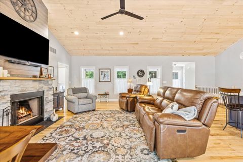 Tiny photo for 972 Sauk Lane, Sugar Grove, OH 43155 (MLS # 226003150)