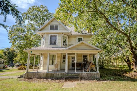 Photo of 303 N Franklin Street, Richwood, OH 43344 (MLS # 225039058)