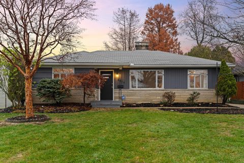 Photo of 2676 Nottingham Road, Upper Arlington, OH 43221 (MLS # 225044215)