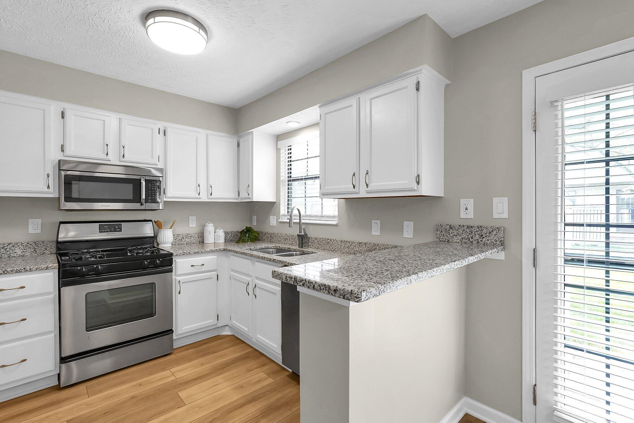 1283 Somerset Way, Pickerington, Ohio image 14