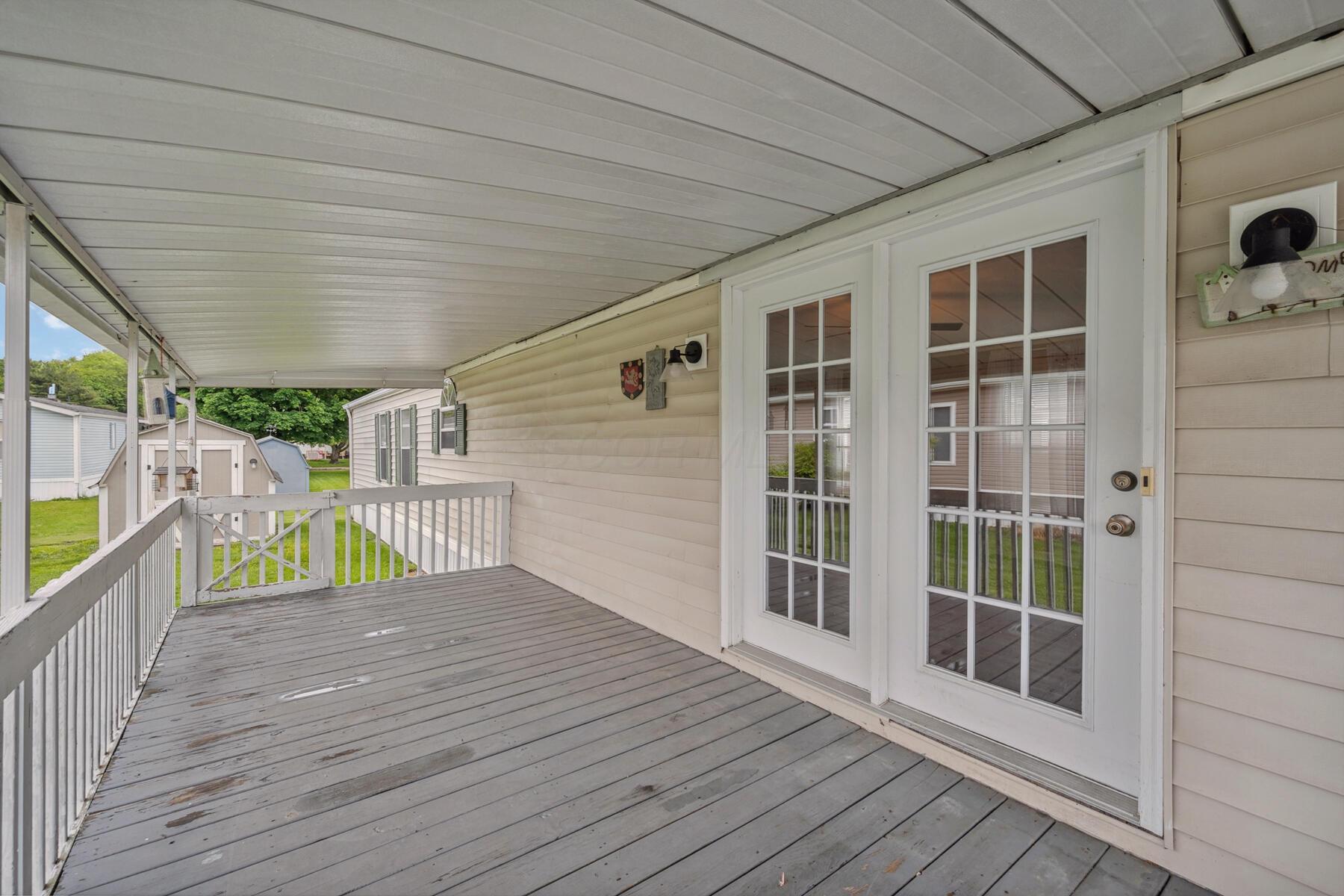 8 Winter Pine Drive, Delaware, Ohio image 4