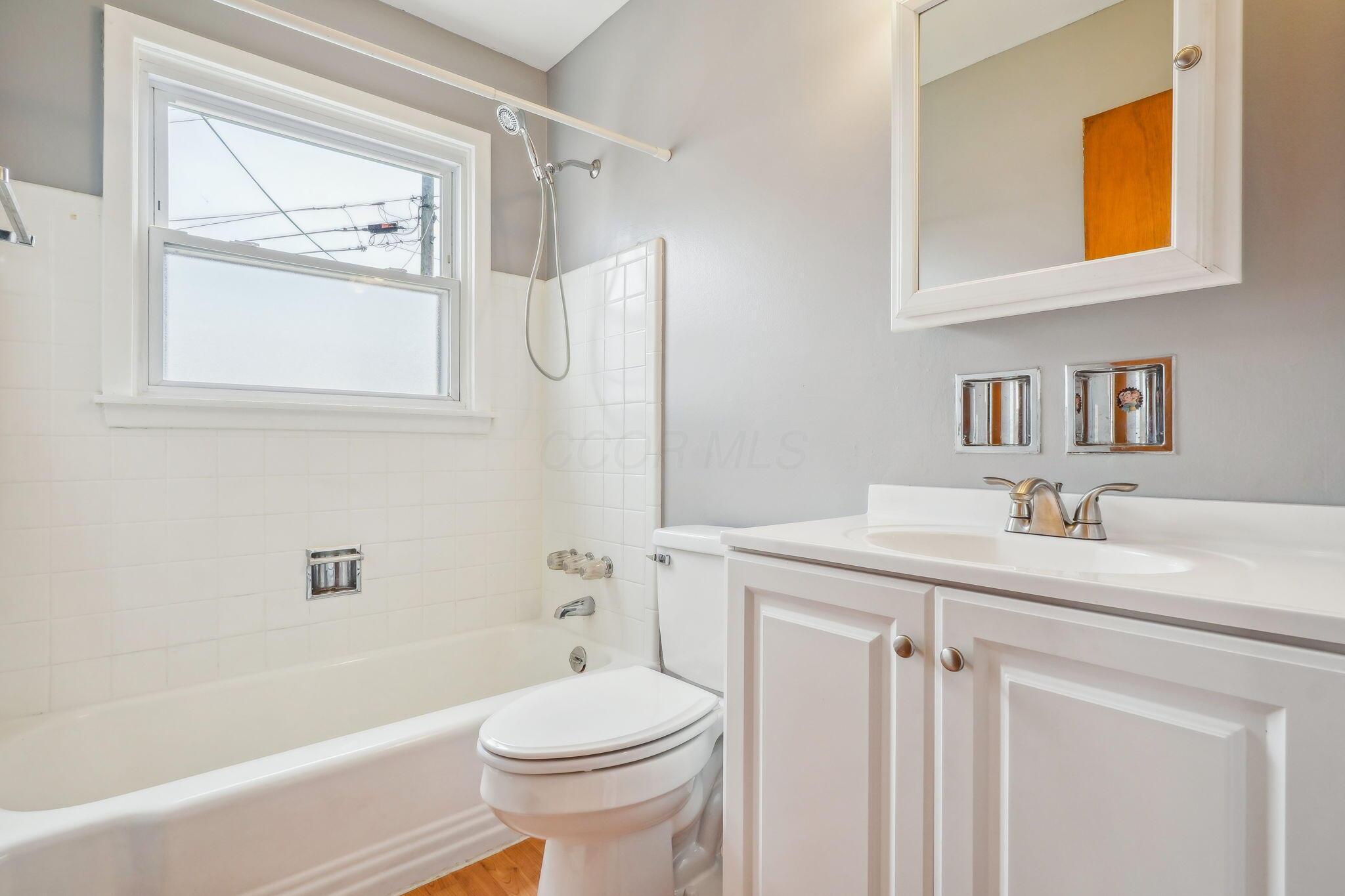 190 Topsfield Road, Columbus, Ohio image 16