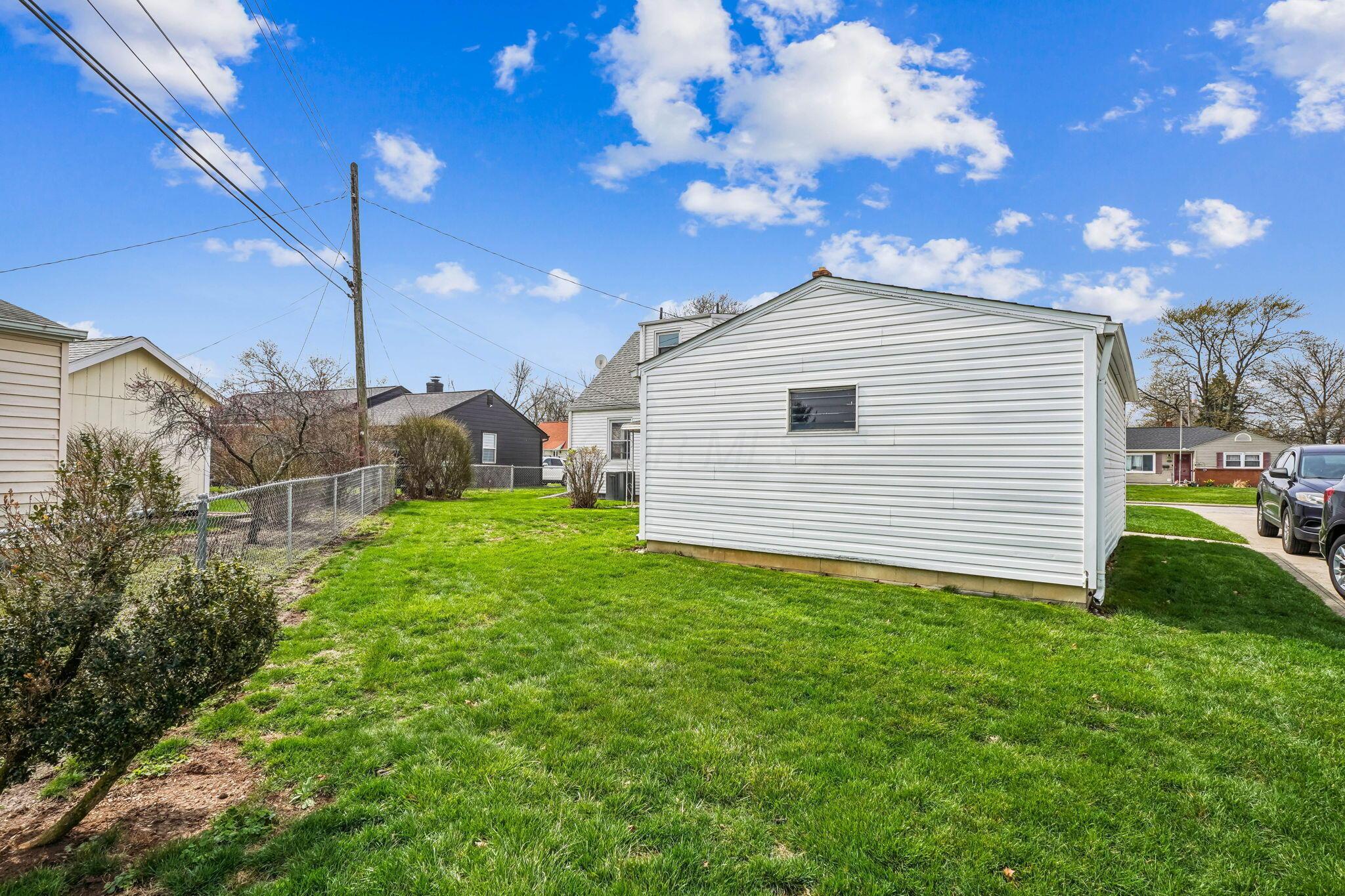 190 Topsfield Road, Columbus, Ohio image 36