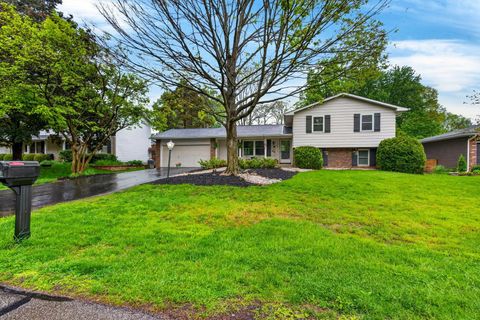 Photo of 2428 Merbrook Road, Columbus, OH 43235 (MLS # 226014117)