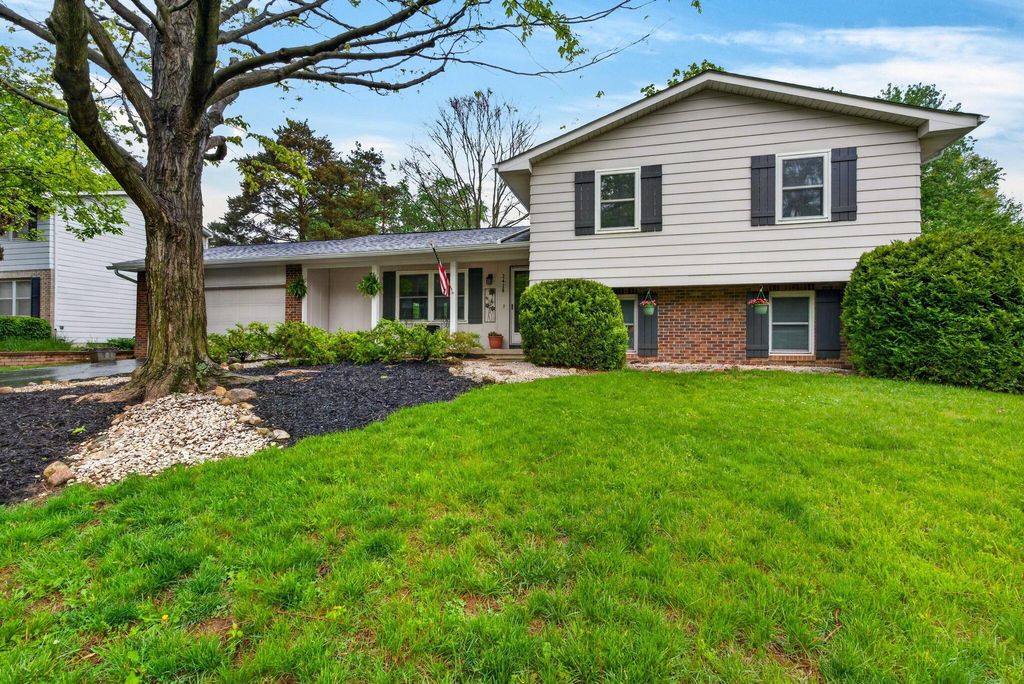 Photo of 2428 Merbrook Road, Columbus, OH 43235 (MLS # 226014117)