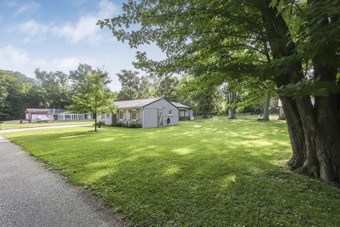 Tiny photo for 13400 Cedar Road NE, Thornville, OH 43076 (MLS # 226024223)